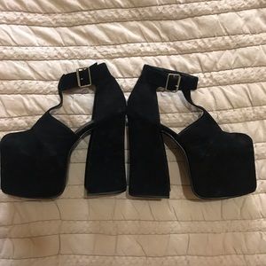 Unif Dame Platform - size 9, EU39